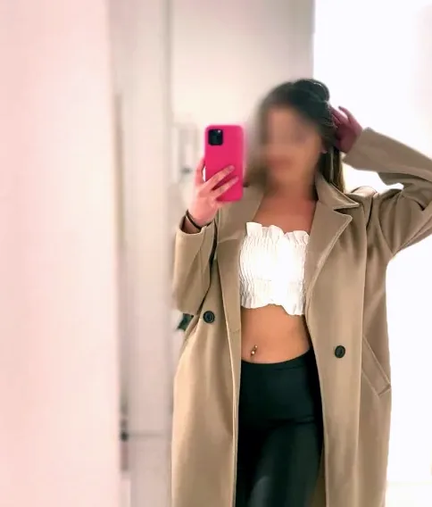Adriana, 19 años
