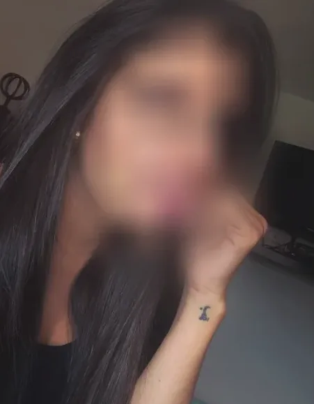 Amina, 34 años