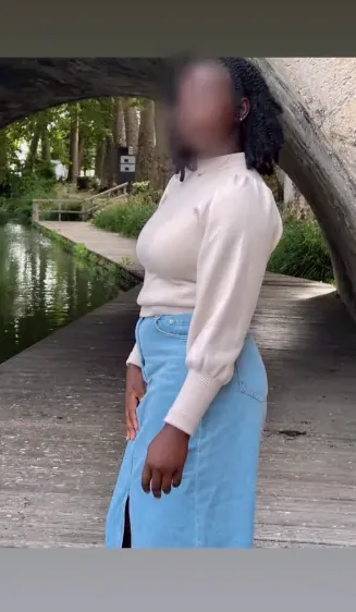 Claudia, 20 años
