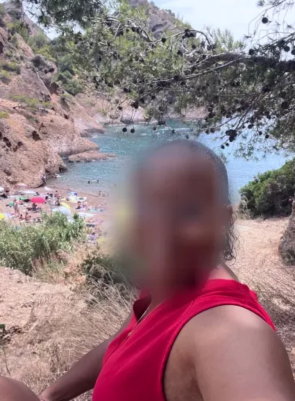 Macarena, 33 años